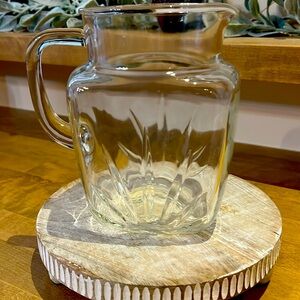 Vintage Federal Glass Starburst Pattern Clear Glass Pitcher Star Bottom